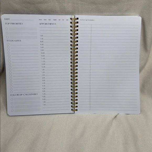 Gradient Daily Planner - Picture 3 of 8